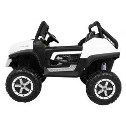 Pojazd Mercedes BENZ UNIMOG Biały