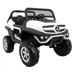 Pojazd Mercedes BENZ UNIMOG Biały