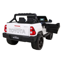 Toyota Hilux na akumulator dla dzieci Biały Pickup + Napęd 4x4 + Pilot + 2 bagażniki