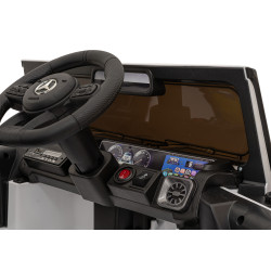 Mercedes AMG G63 dla dzieci Biały + Pilot