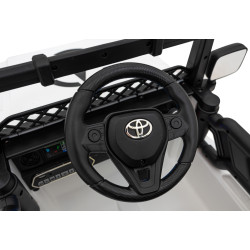 Toyota FJ Cruiser dla dzieci Biały + Pilot + Napęd 4x4 + Audio LED + EVA + Wolny Start