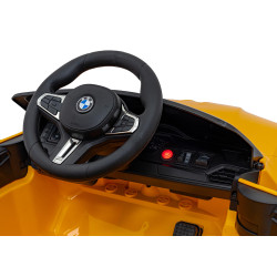 Pojazd BMW M4 Żółty