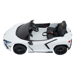 Pojazd Lamborghini Revuelto Białe