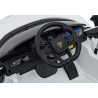 Pojazd Lamborghini Revuelto Białe