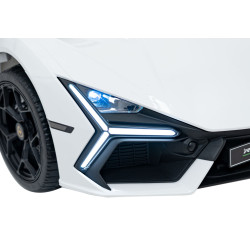 Pojazd Lamborghini Revuelto Białe
