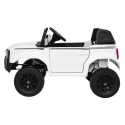 Pojazd Toyota Land Cruiser PRADO Biały