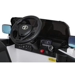 Pojazd Toyota Land Cruiser PRADO Biały