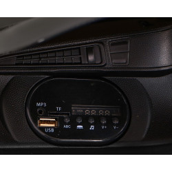 BMW I8 Lift Auto na akumulator Czarny + Pilot + Wolny Start + 3-pkt pasy + MP3 USB + LED